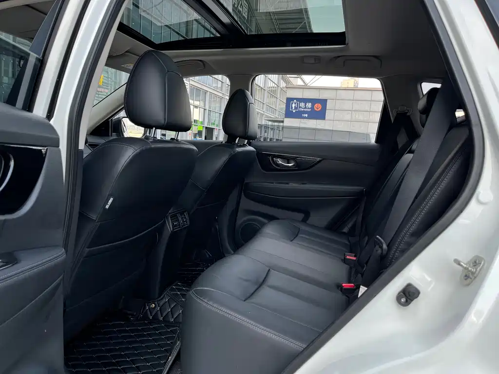 Nissan X-Trail — миниатюра 15