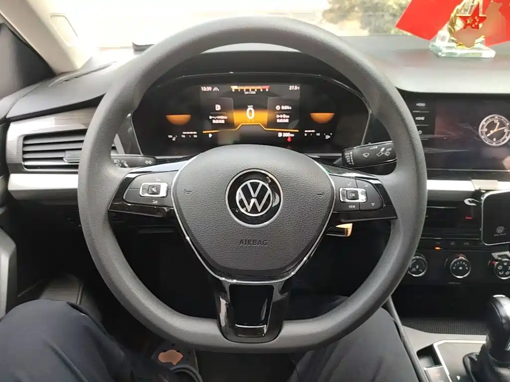 Volkswagen Lavida — миниатюра 11