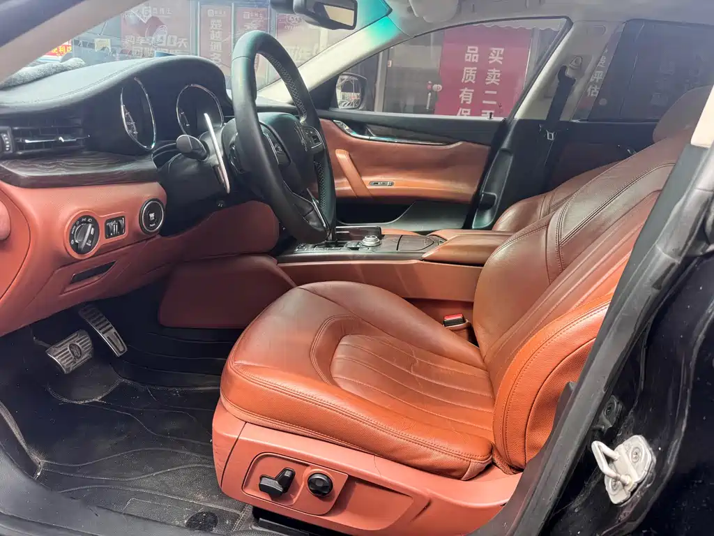 Maserati Quattroporte — миниатюра 3