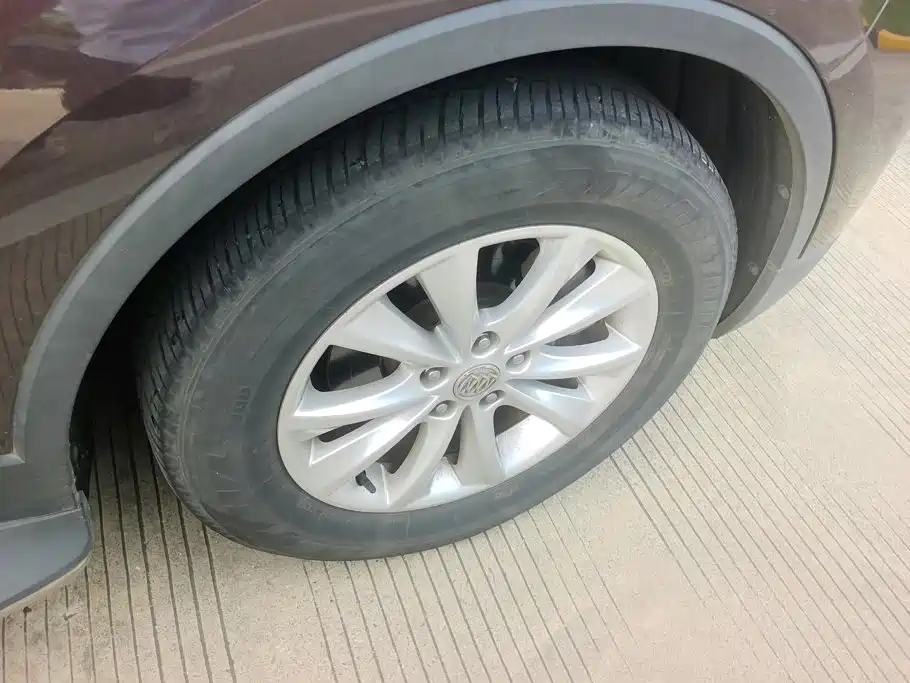 Buick Envision Plus — миниатюра 6