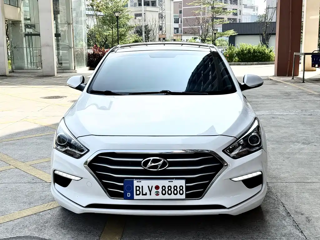 Hyundai Mistra — миниатюра 2