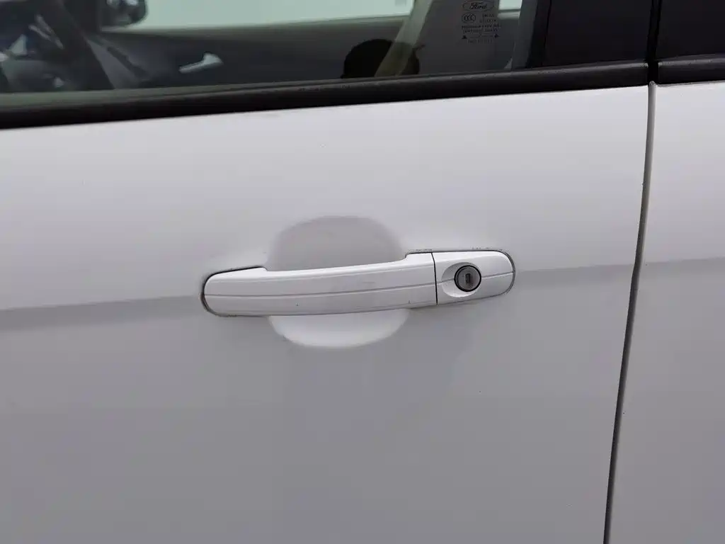 Ford Focus — миниатюра 18