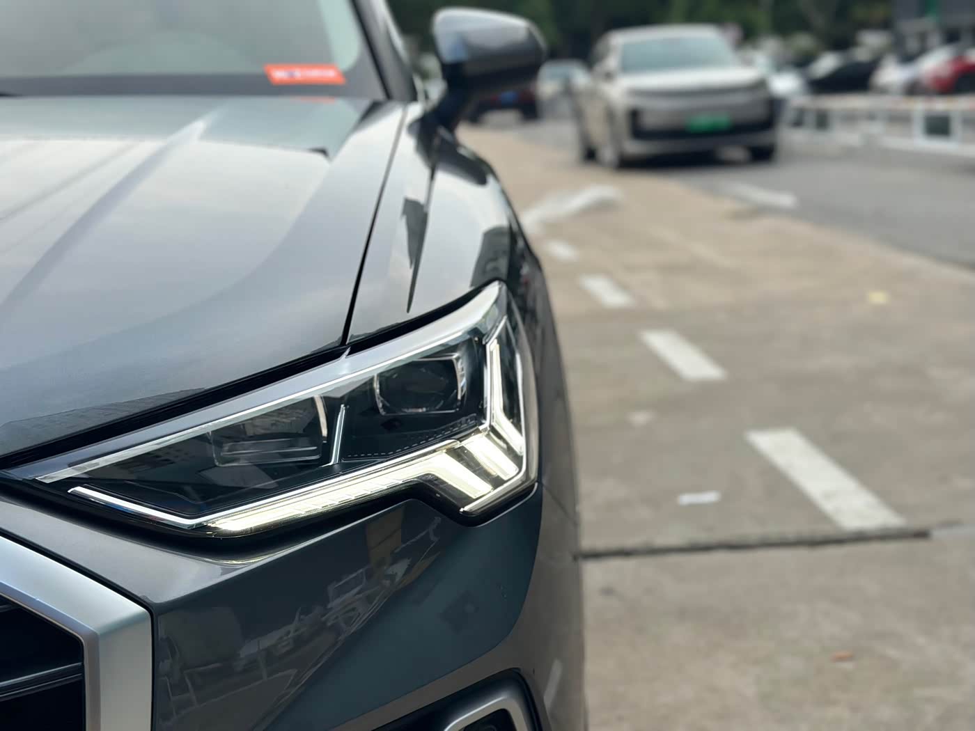 Audi Q3 1.4 л 2022 г. Серебристо-серый, пробег 48000 км