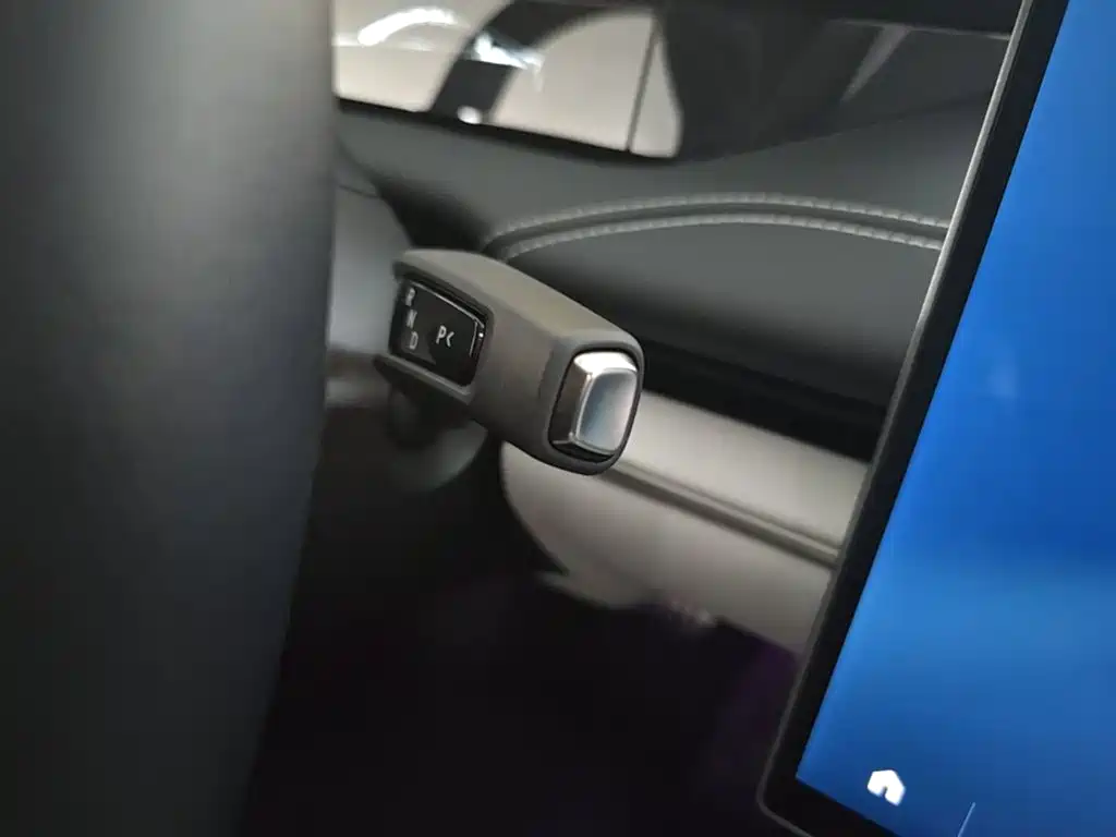 Xiaomi SU7 — миниатюра 14