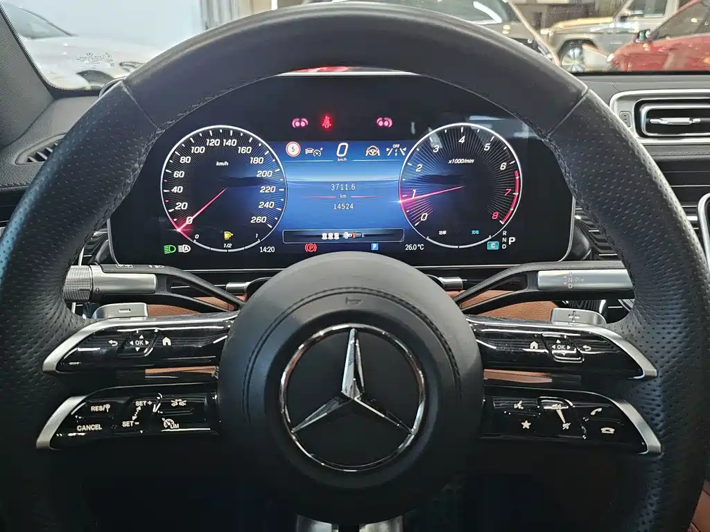 Mercedes-Benz S-Class — миниатюра 5