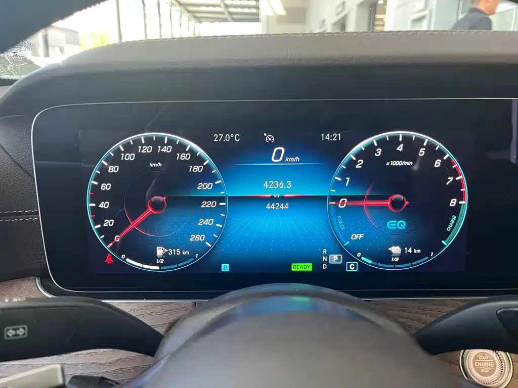 Mercedes-Benz E-Class New Energy — миниатюра 5