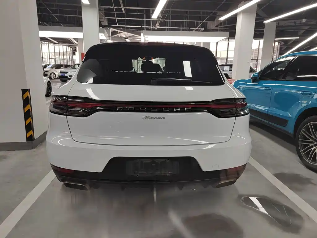 Porsche Macan — миниатюра 14