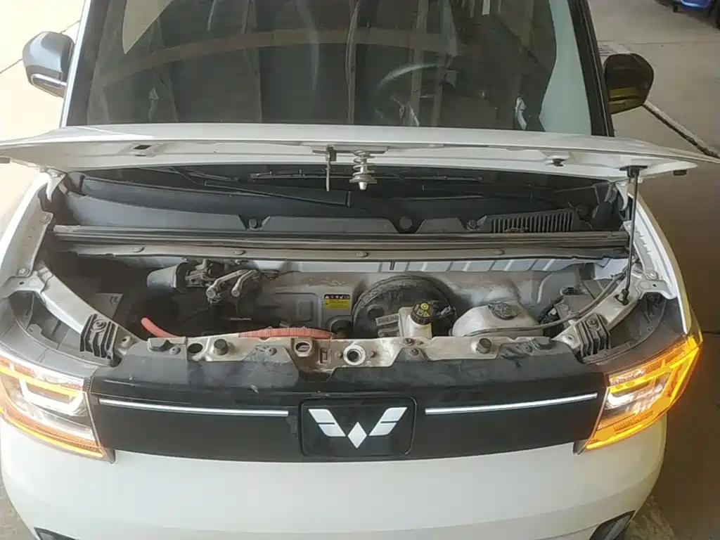 Wuling MINIEV — миниатюра 20