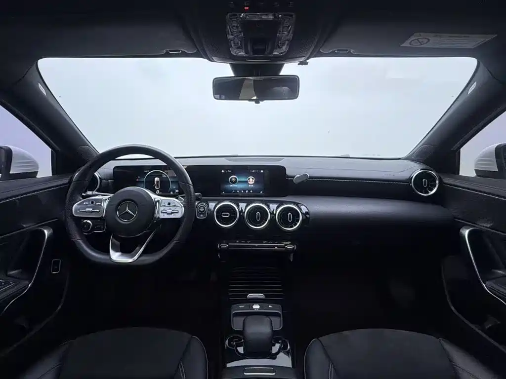 Mercedes-Benz A-Class — миниатюра 13