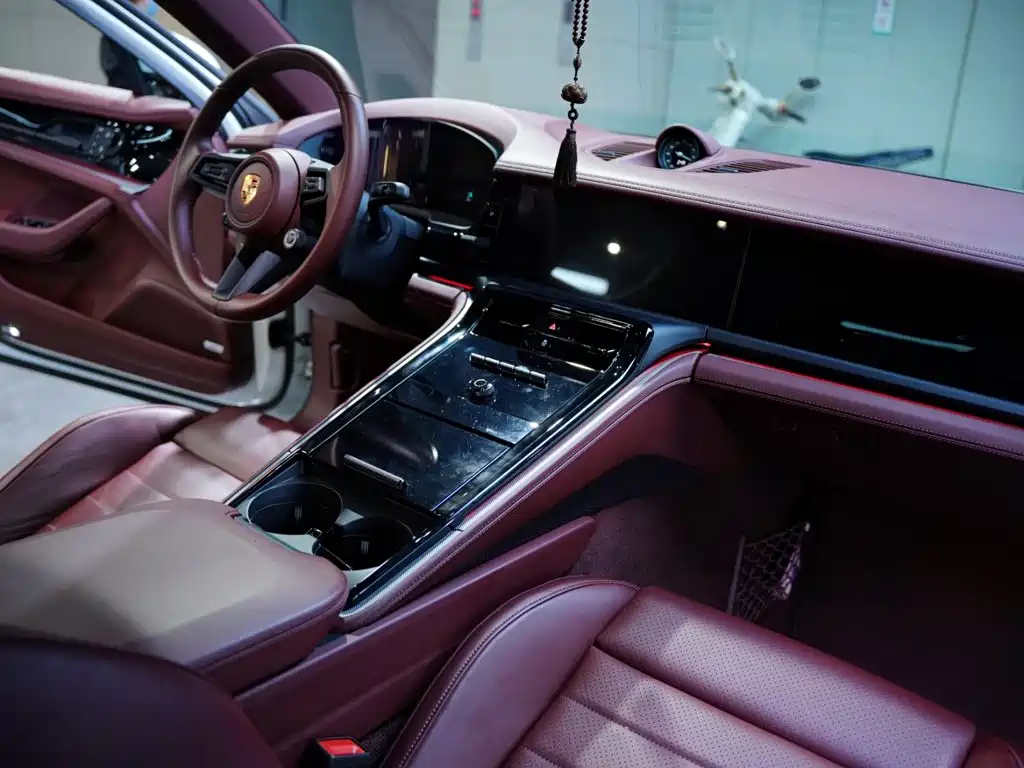 Porsche Panamera — миниатюра 31