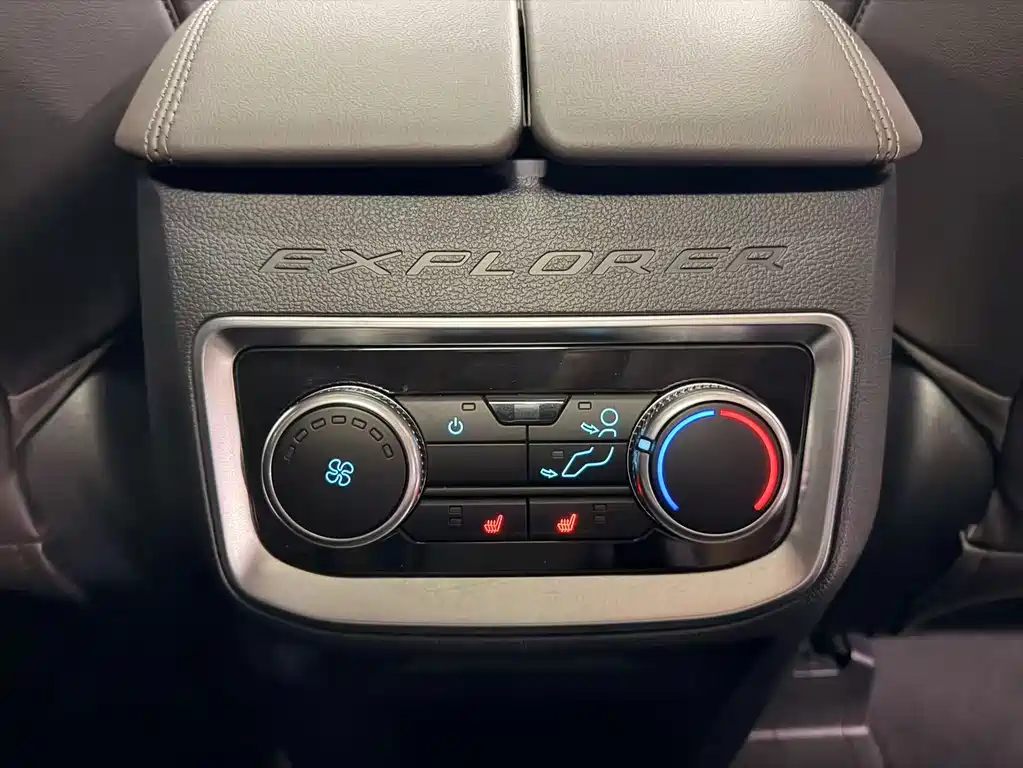 Ford Explorer — миниатюра 14