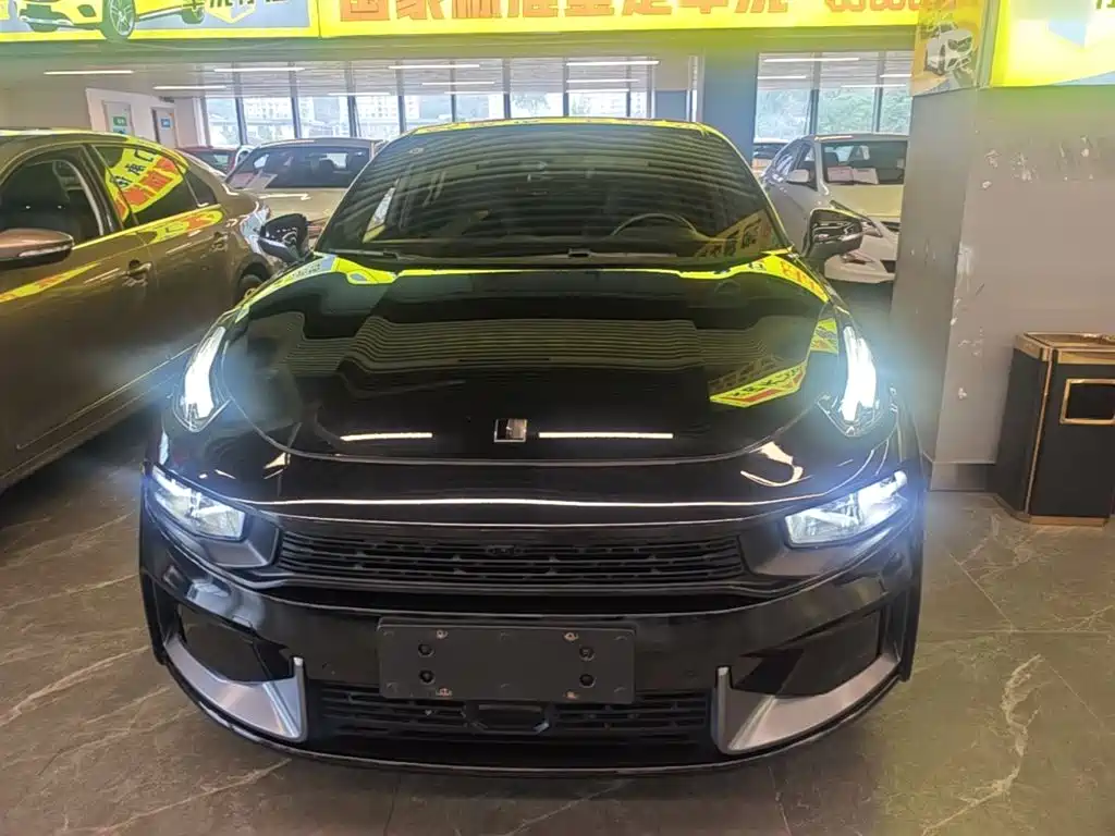 Lynk & Co 03 — миниатюра 3