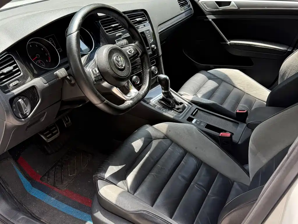 Volkswagen Golf — миниатюра 4