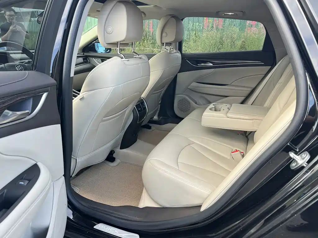 Buick LaCrosse — миниатюра 7