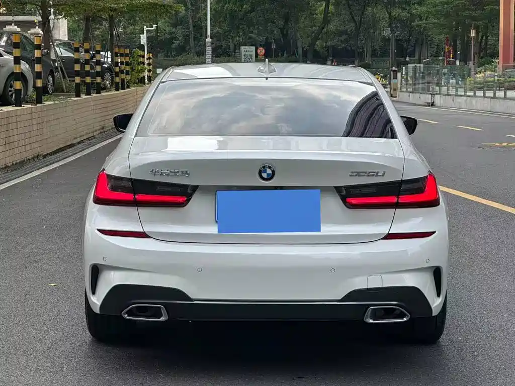BMW 3 Series — миниатюра 3