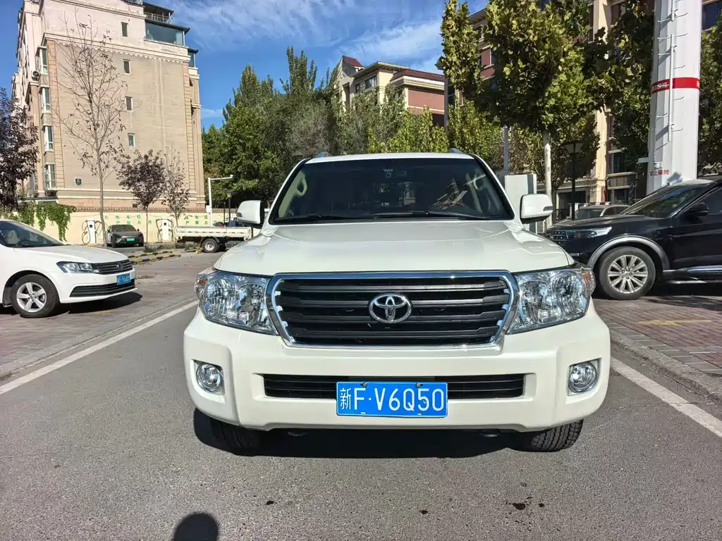 Toyota Land Cruiser — миниатюра 2
