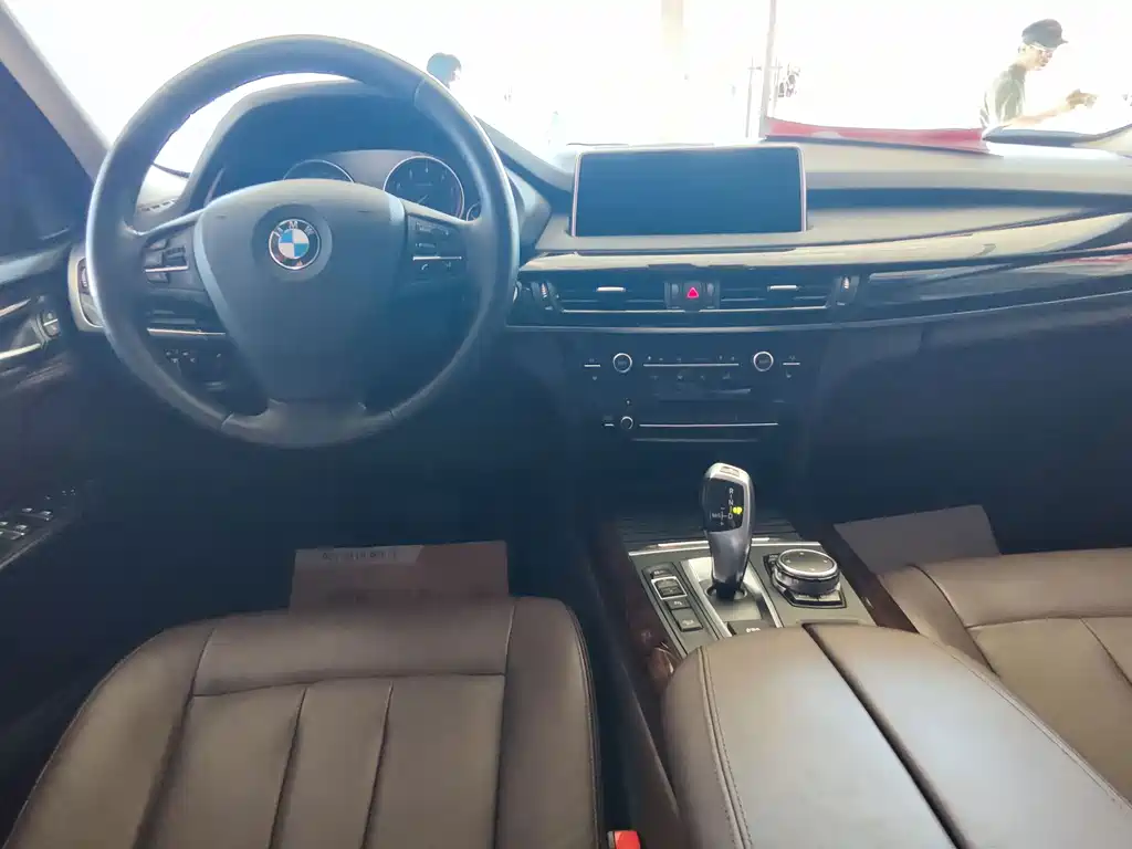 BMW X5 (Import) — миниатюра 11