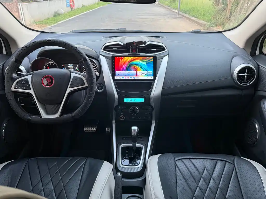 BYD Yuan — миниатюра 10