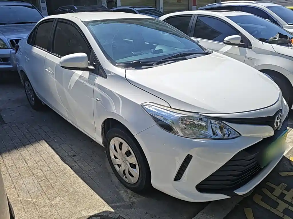 Toyota Vios — миниатюра 4