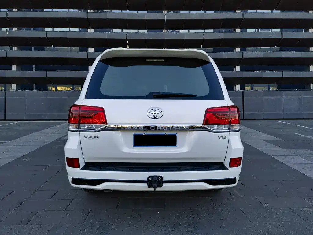 Toyota Land Cruiser 2016 4.6L AT