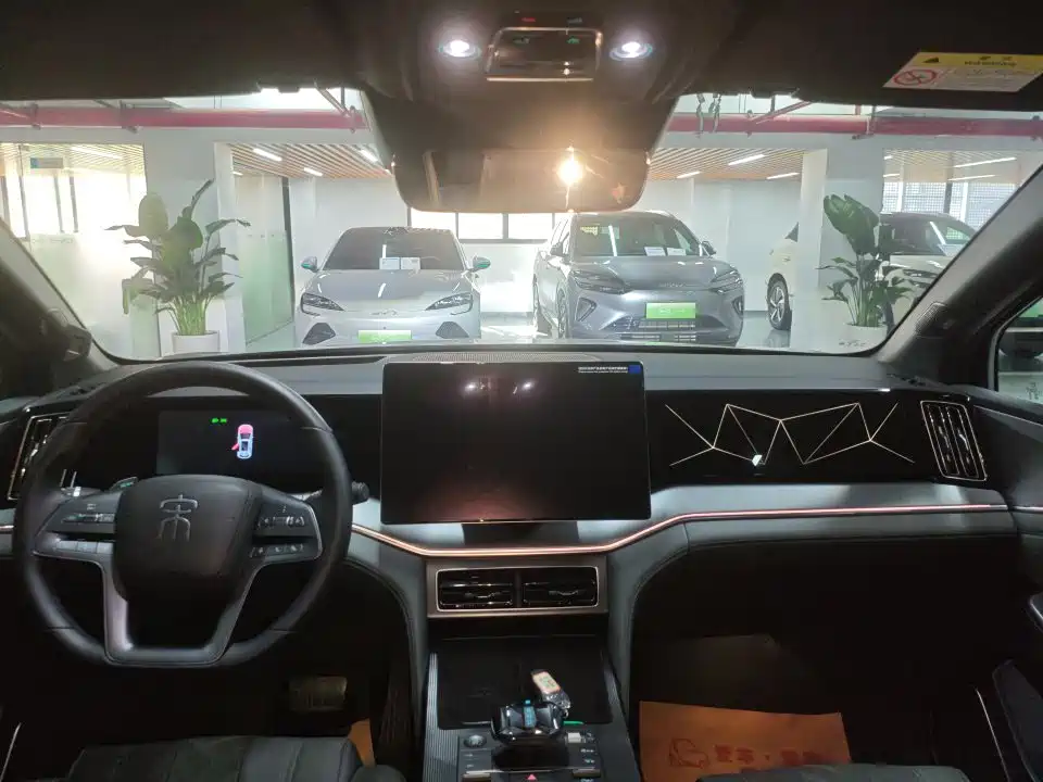 BYD L DM-i — миниатюра 7