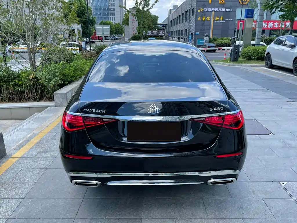 Mercedes-Benz S-Class — миниатюра 6