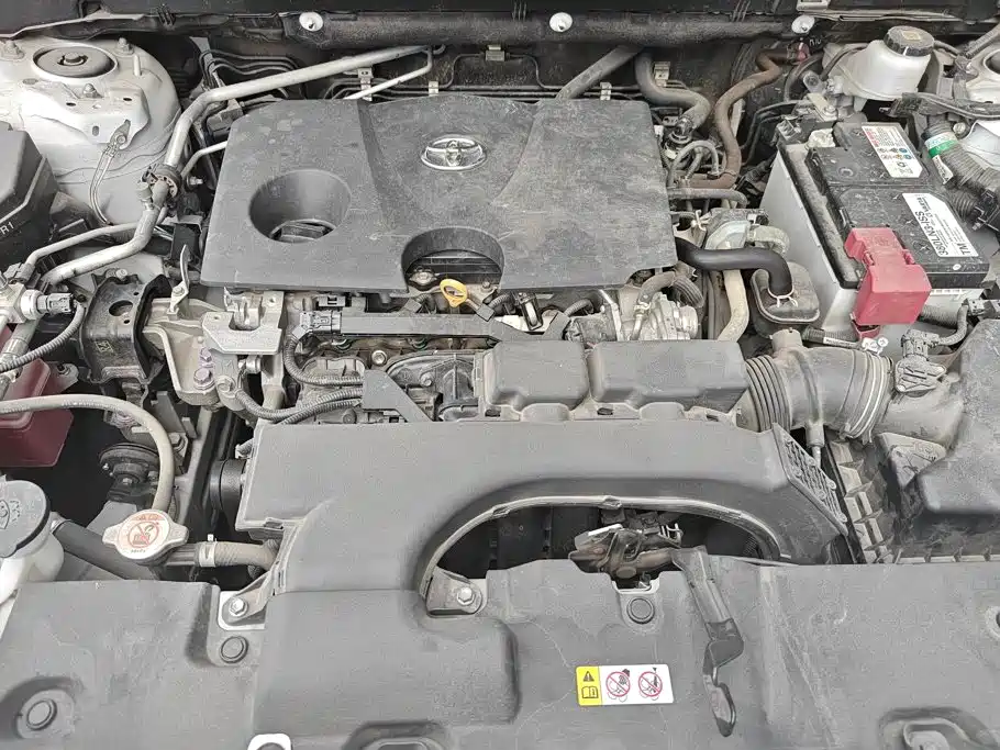 Toyota RAV4 — миниатюра 10