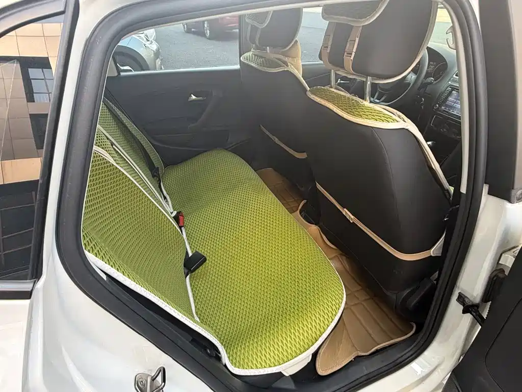 Volkswagen Polo — миниатюра 12