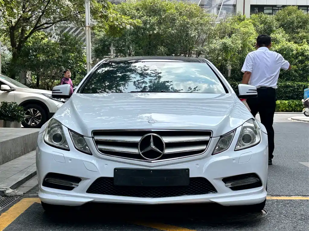 Mercedes-Benz E-Class (Import) — миниатюра 2