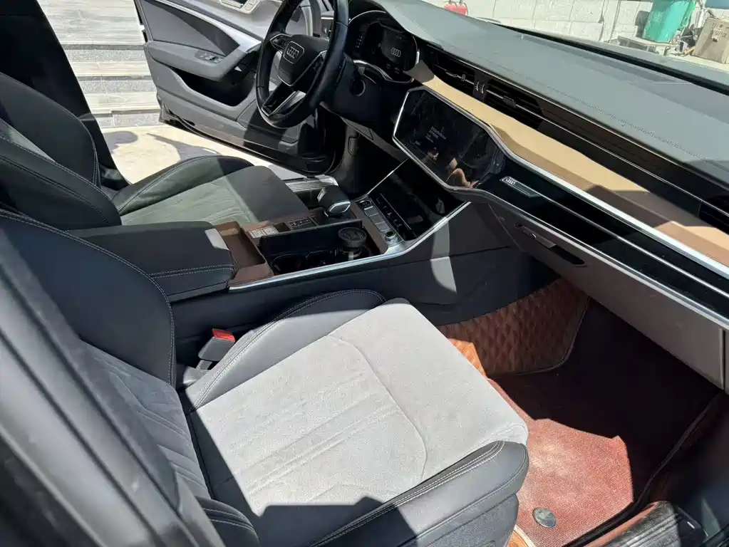Audi A6L — миниатюра 7