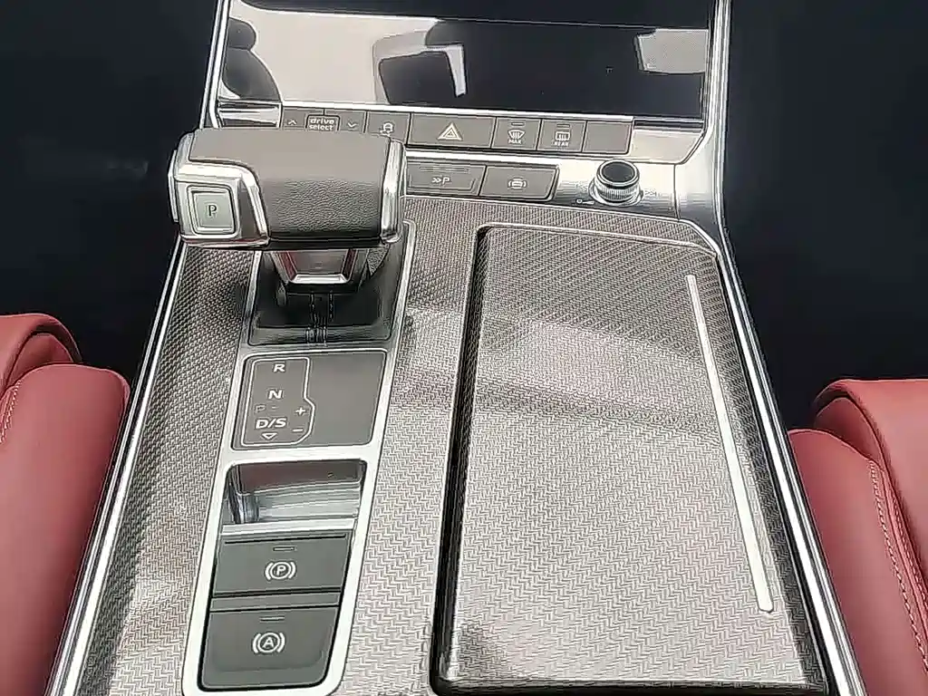 Audi A7L — миниатюра 9