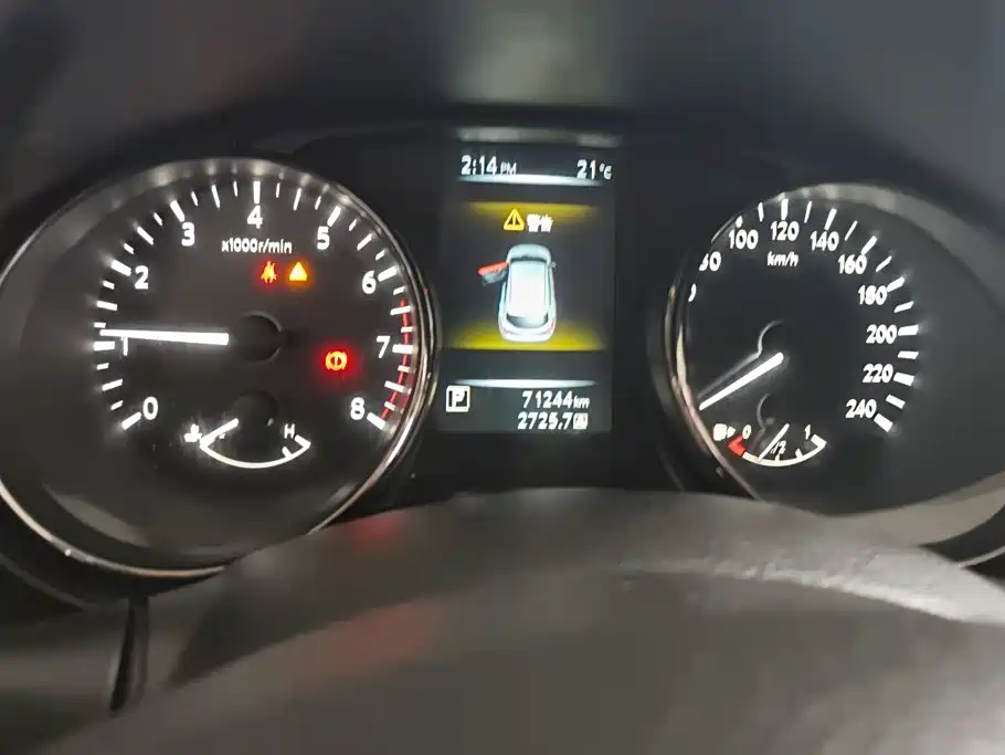 Nissan Qashqai — миниатюра 14