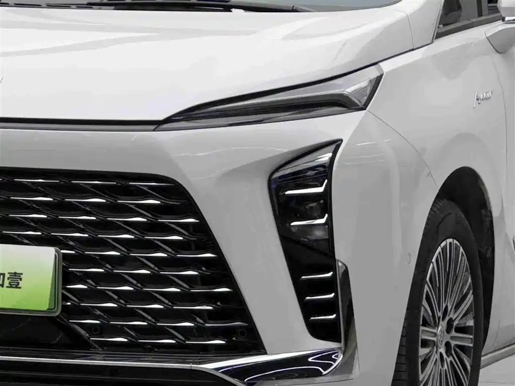 BUICK GL8 NEW ENERGY