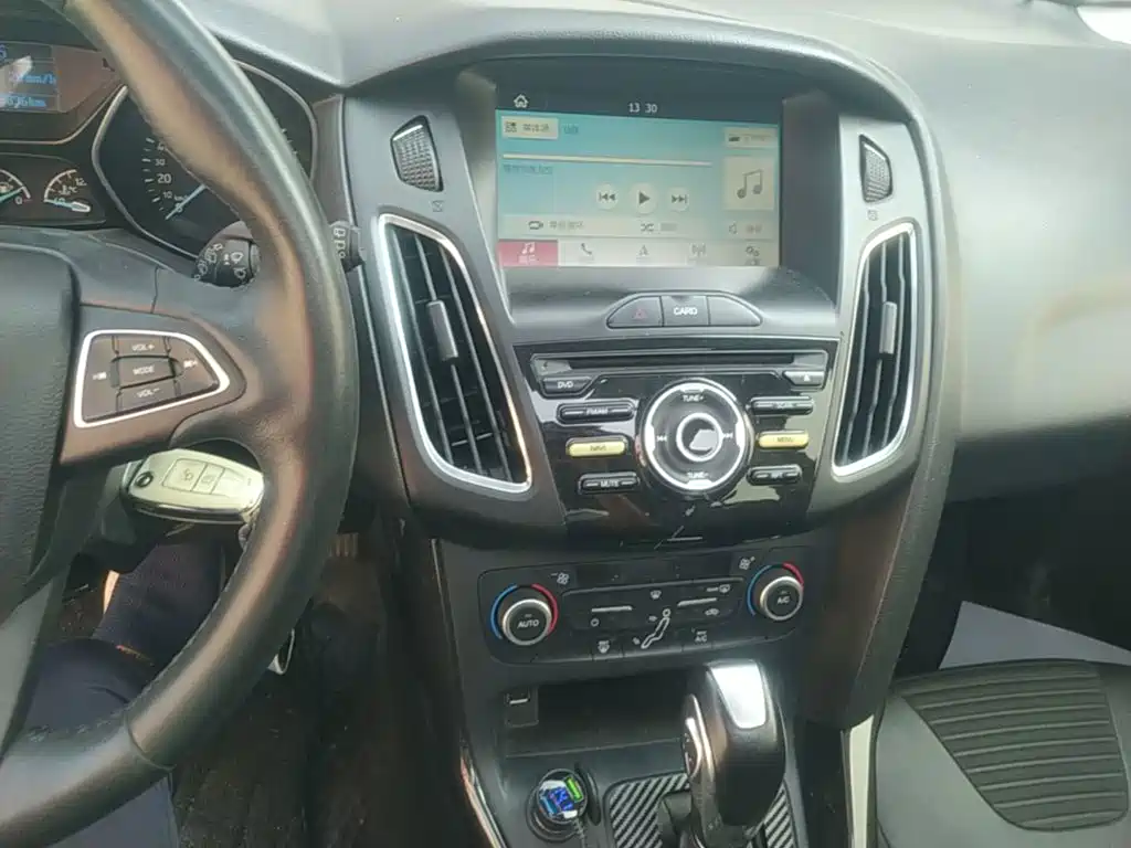 Ford Focus — миниатюра 13