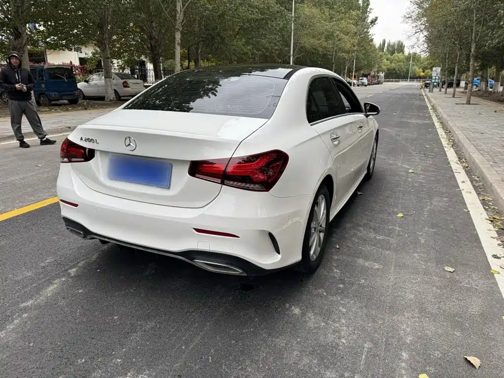 Mercedes-Benz A-Class — миниатюра 16