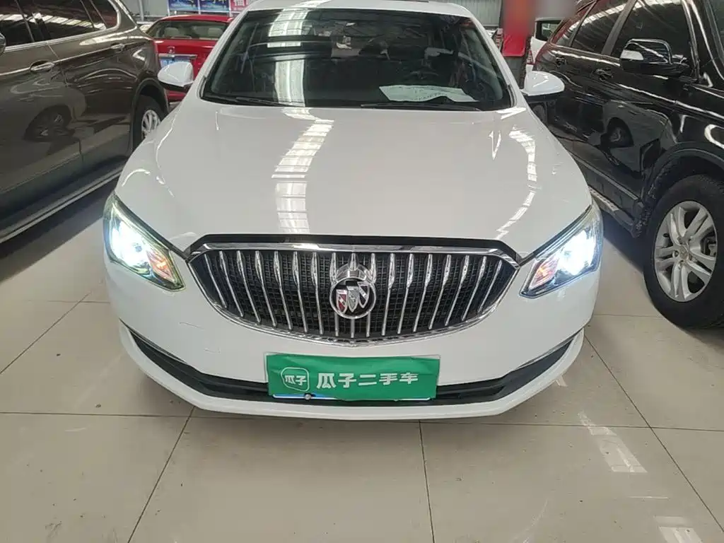 Buick Excelle — миниатюра 3