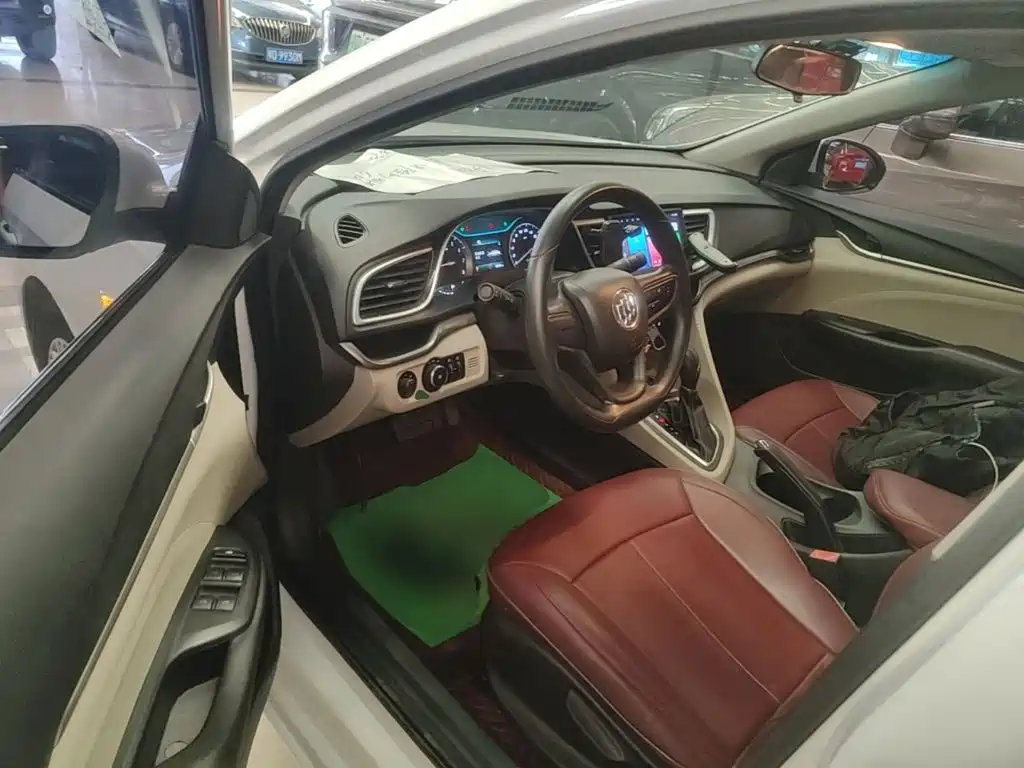 Buick Excelle — миниатюра 16