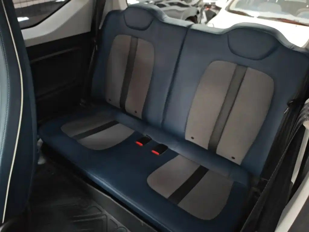 Wuling MINIEV — миниатюра 17