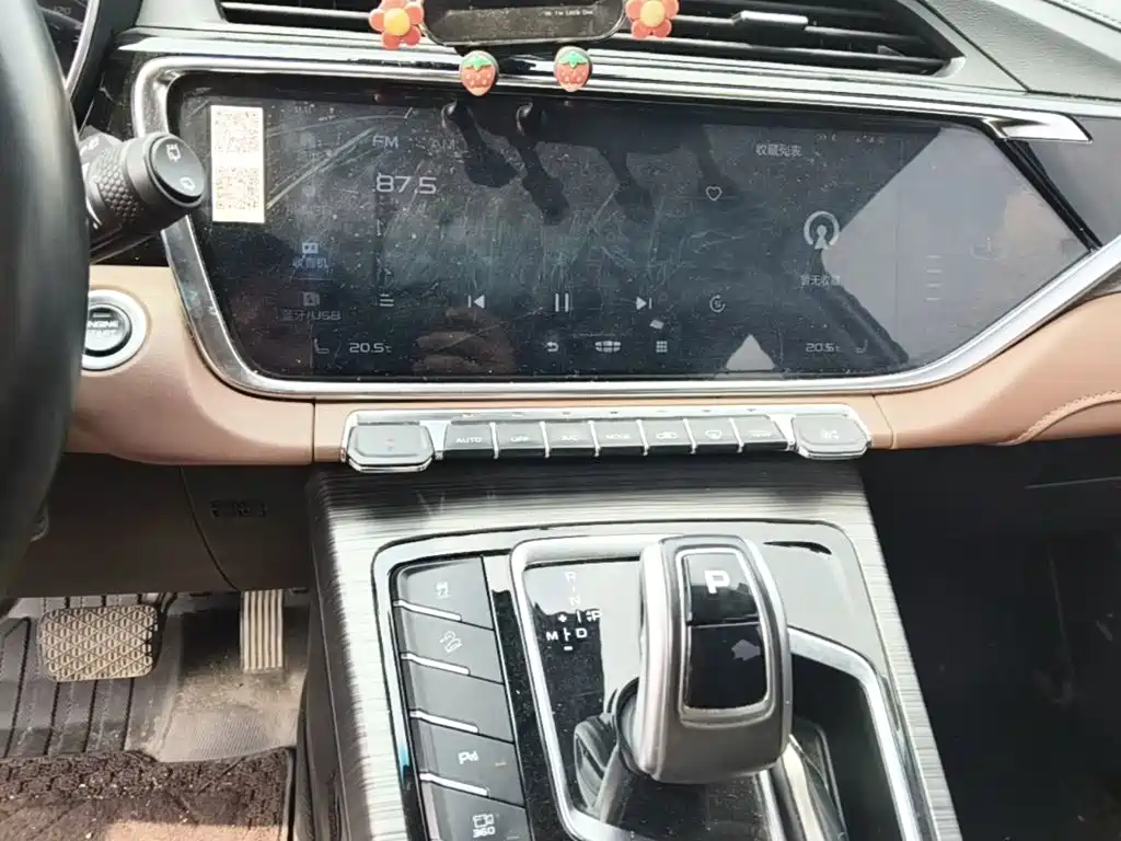 Geely Boyue — миниатюра 13