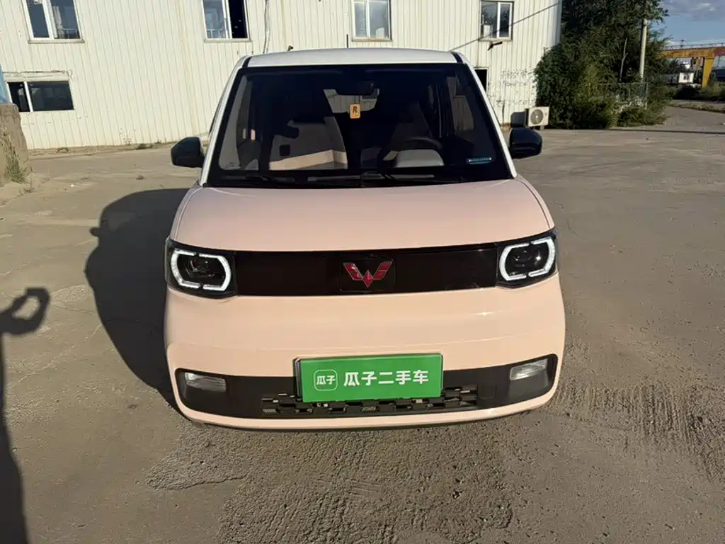 Wuling MINIEV — миниатюра 4