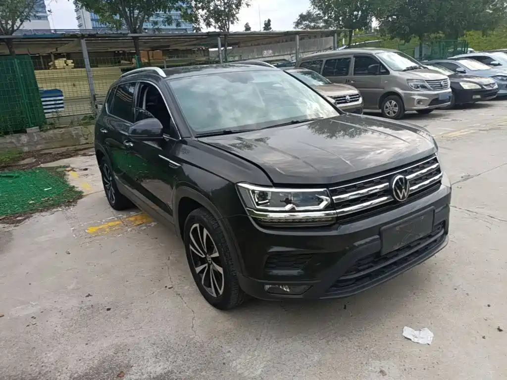 Volkswagen Tharu — миниатюра 4
