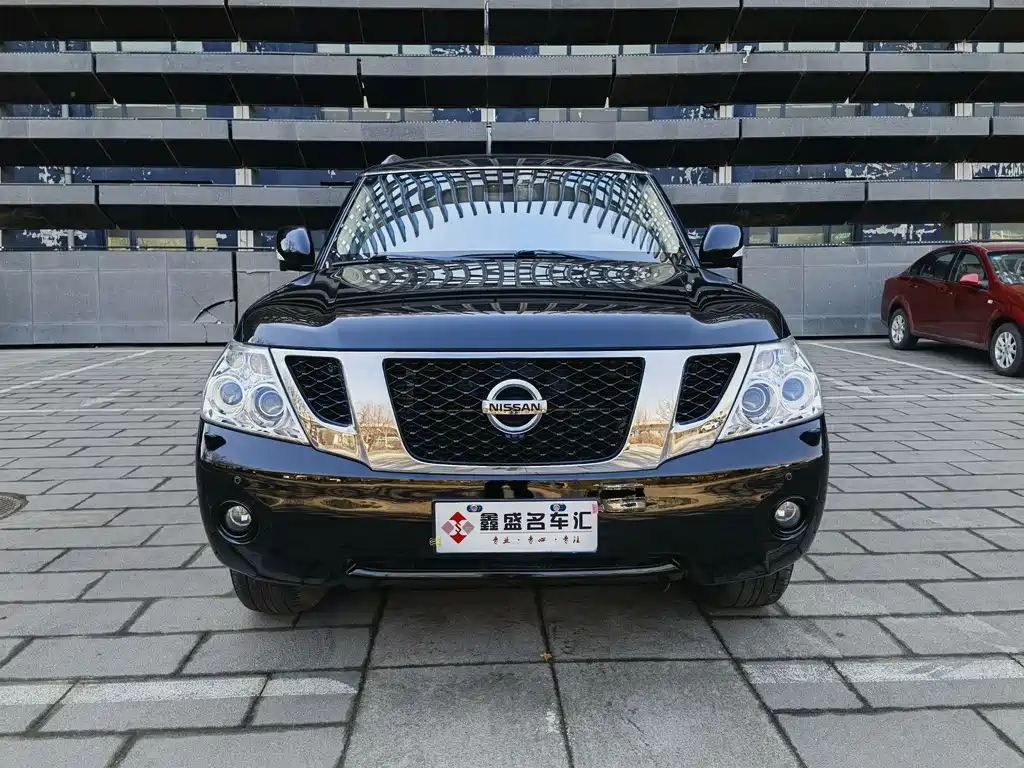 Nissan Patrol 2016 5.6L