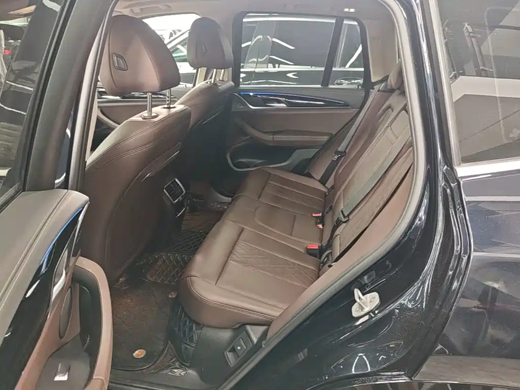 BMW X3 — миниатюра 17