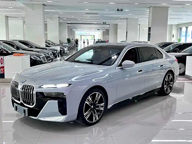 BMW I7 2024
