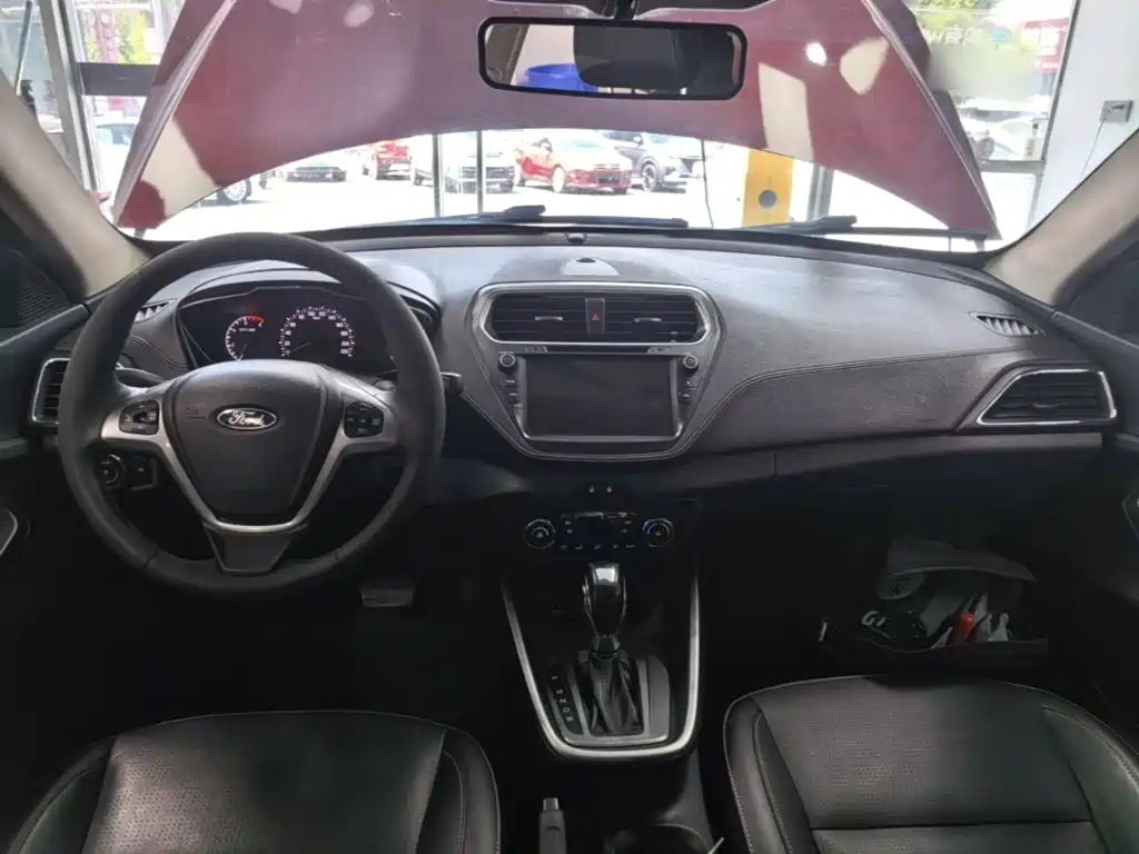 Ford Escort — миниатюра 10