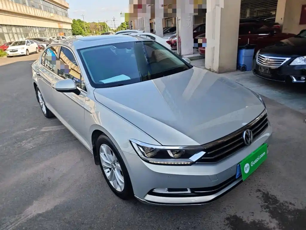Volkswagen Magotan — миниатюра 4