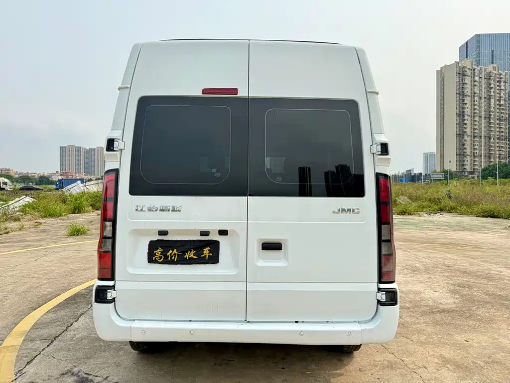 JMC JMC Fushun — миниатюра 6