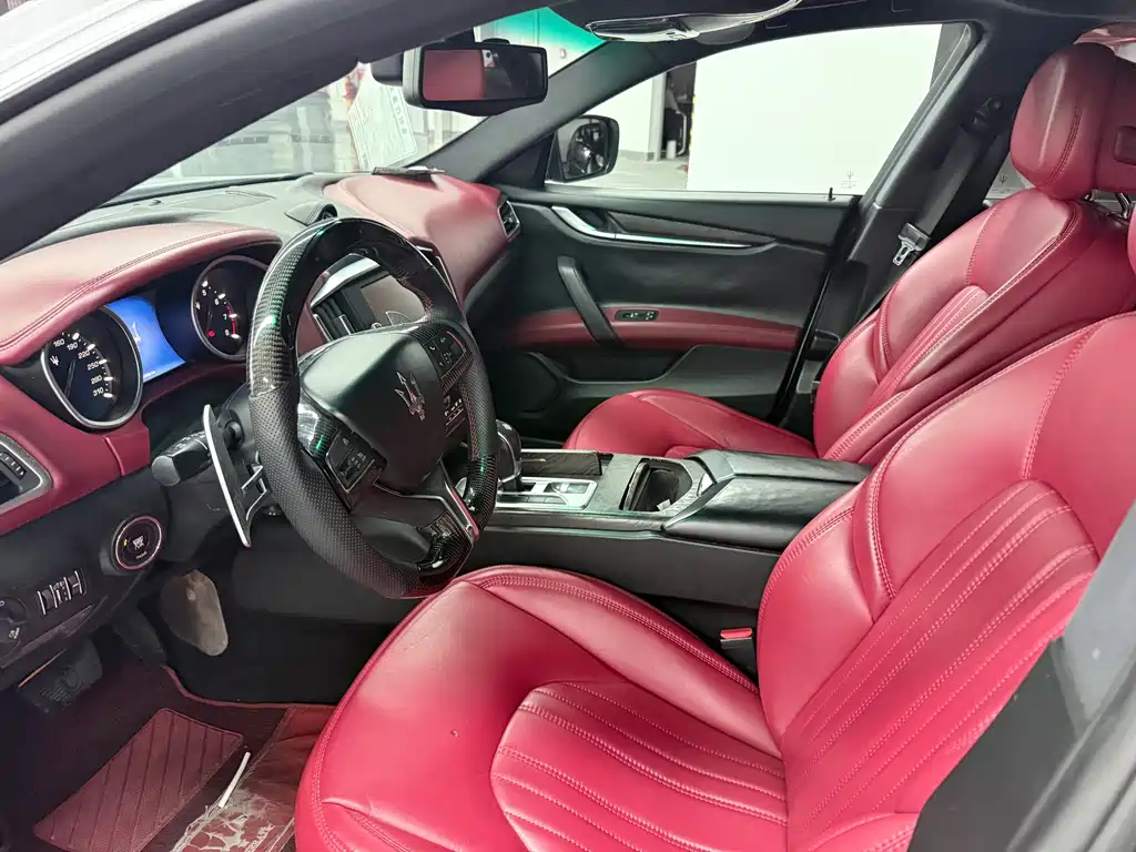 Maserati Ghibli — миниатюра 4