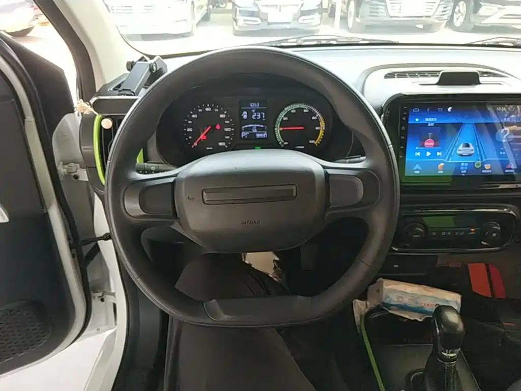 Roewe Clever — миниатюра 11