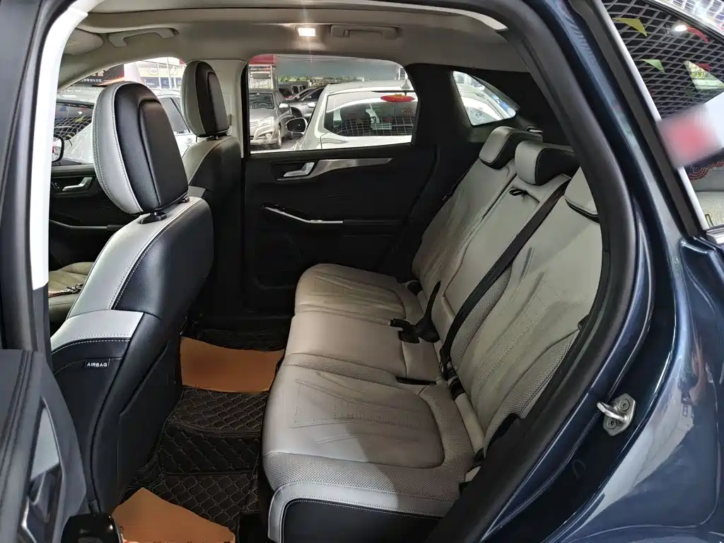 Ford Escape — миниатюра 17